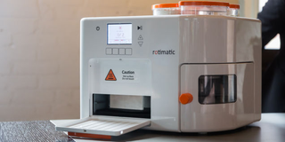 Illustration for article titled Rotimatic Hands-On: Yep, The Roti-a-Minute Magic Machine Is Awesome